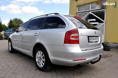 Skoda Octavia 2011 - фото 11