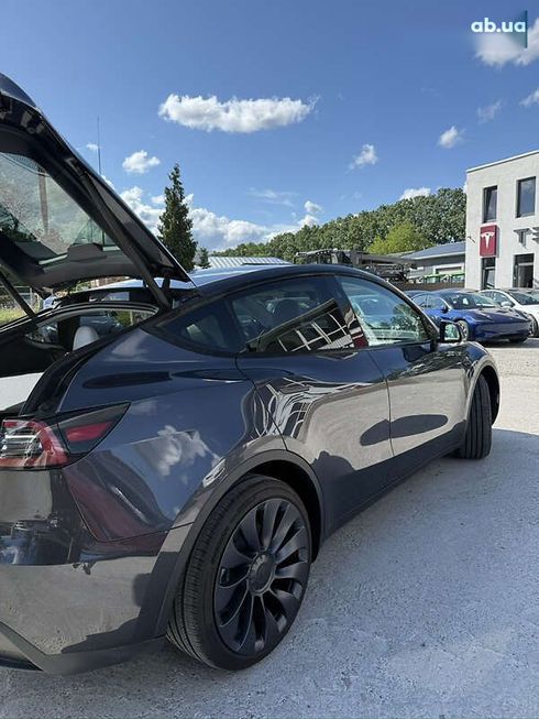 Tesla Model Y 2024 - фото 14
