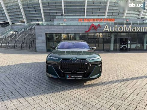 BMW i7 2023 - фото 2