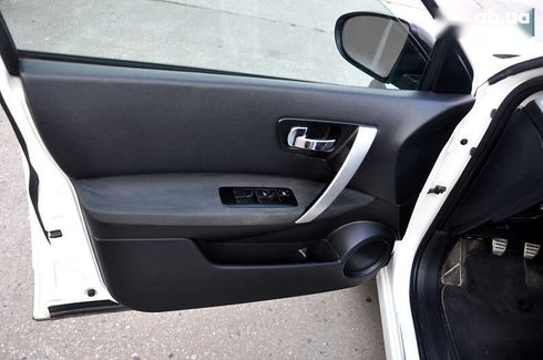 Nissan Qashqai 2010 - фото 16