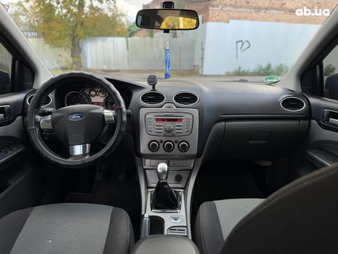 Ford Focus 2008 синий - фото 36