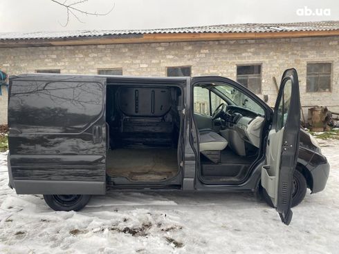 Opel Vivaro 2007 черный - фото 10