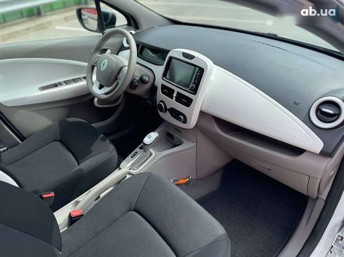 Renault Zoe 2017 - фото 29