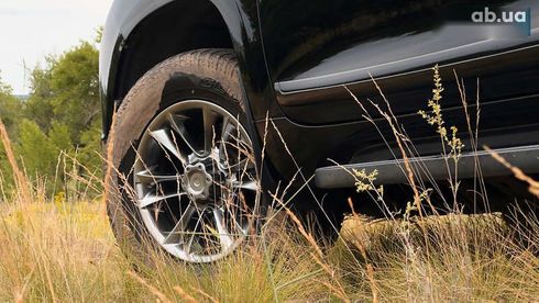 Toyota Land Cruiser Prado 2010 - фото 8