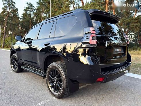 Toyota Land Cruiser Prado 2021 - фото 7