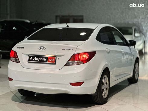 Hyundai Accent 2011 белый - фото 4