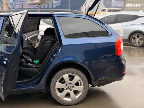 Skoda Octavia 2011 синий - фото 23
