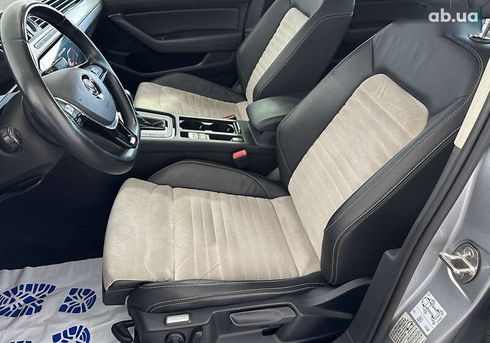 Volkswagen Passat 2019 - фото 6