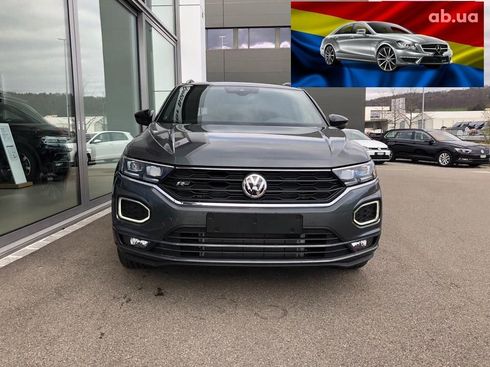 Volkswagen Tiguan 2019 серый - фото 1