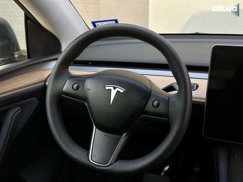 Tesla Model Y 2023 - фото 15