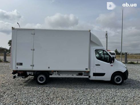 Renault Master 2019 - фото 12