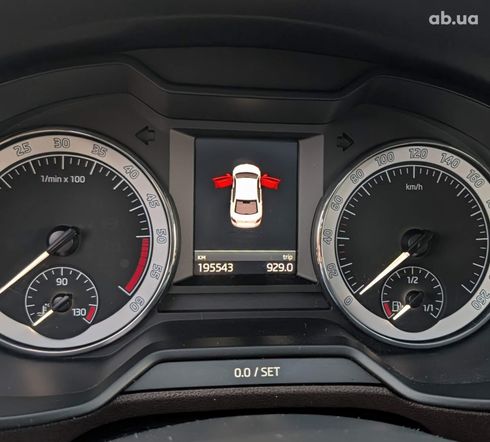 Skoda Octavia 2018 черный - фото 8