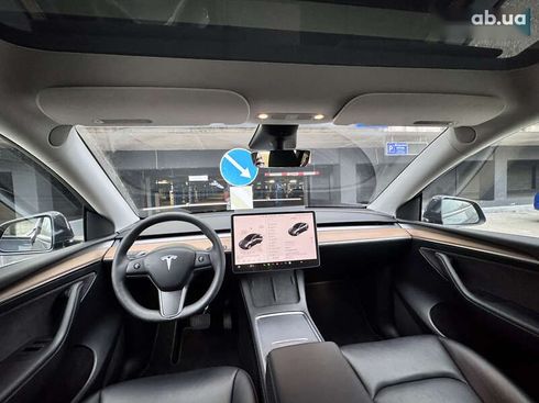 Tesla Model Y 2023 - фото 3