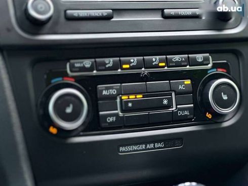 Volkswagen Golf 2010 - фото 24