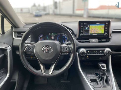 Toyota RAV4 2020 - фото 22