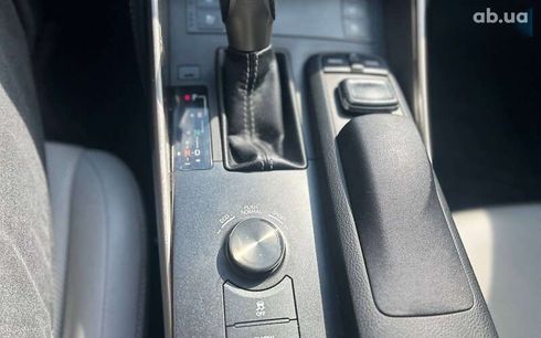 Lexus IS 2014 - фото 15