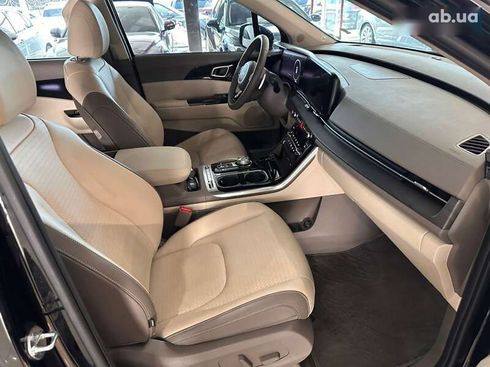 Kia Carnival 2022 - фото 25