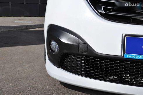 Renault Trafic 2019 - фото 16