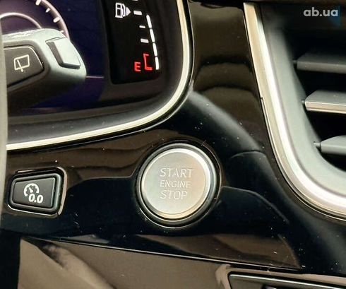 Audi Q7 2018 - фото 26