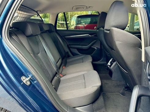Skoda Octavia 2021 - фото 3
