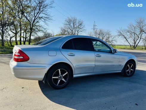Mercedes-Benz E-Класс 2003 серый - фото 15