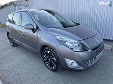 Продаж вживаних Renault grand scenic 2010 року в Києві - купити на Автобазарі