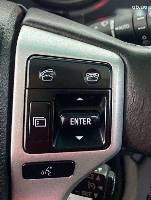 Toyota Land Cruiser Prado 2010 - фото 20