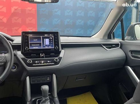 Toyota Corolla Cross 2022 - фото 26