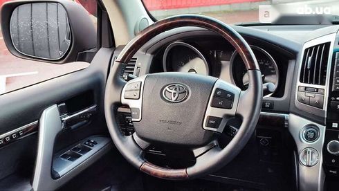 Toyota Land Cruiser 2014 - фото 17
