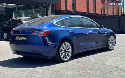 Tesla Model 3 2019 - фото 6