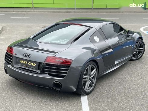 Audi R8 2013 - фото 8
