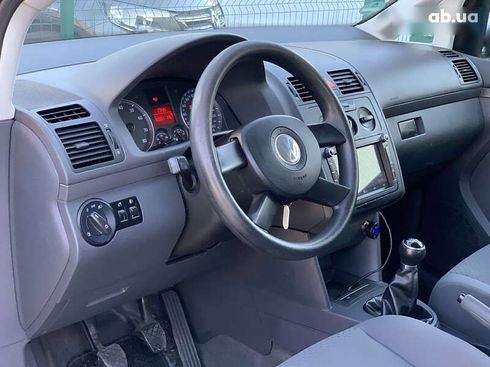 Volkswagen Touran 2003 - фото 24