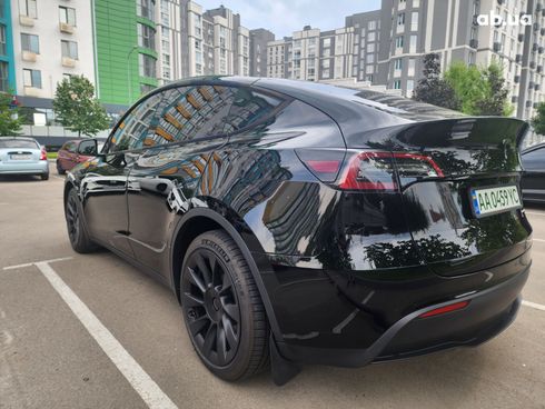 Tesla Model Y 2022 черный - фото 9