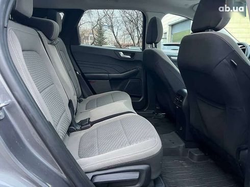 Ford Escape 2021 - фото 26