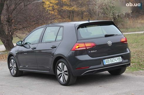Volkswagen e-Golf 2020 - фото 10