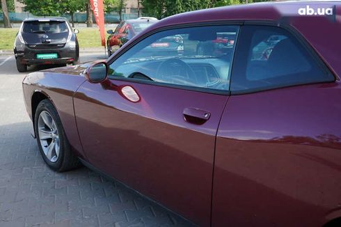 Dodge Challenger 2019 - фото 12