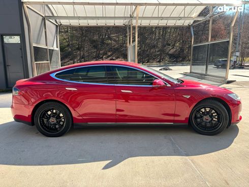 Tesla Model S 2014 красный - фото 6