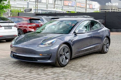 Tesla Model 3 2022 - фото 4