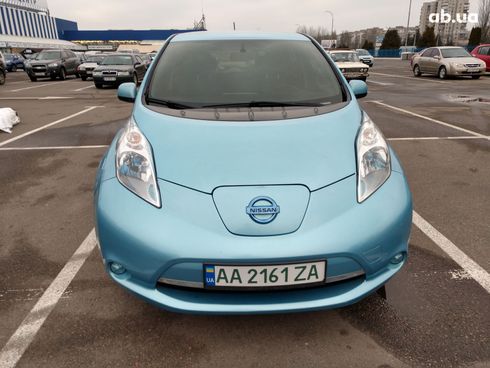 Nissan Leaf 2015 голубой - фото 4