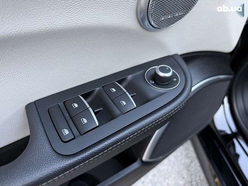 Alfa Romeo Giulia 2017 - фото 29