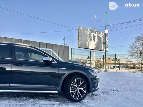 Volkswagen passat alltrack 2018 - фото 3