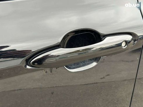 Toyota Camry 2019 - фото 16