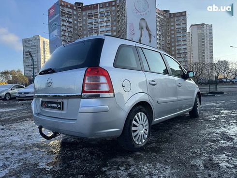 Opel Zafira 2012 - фото 4