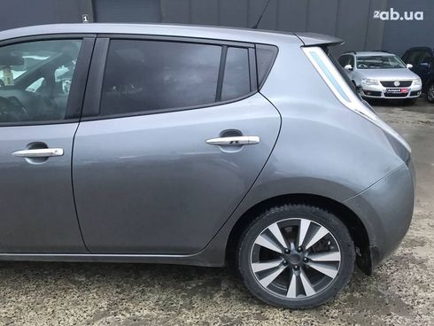 Nissan Leaf 2015 серый - фото 18