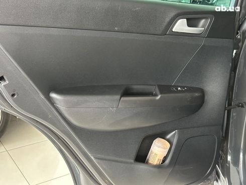 Kia Sportage 2019 серый - фото 13