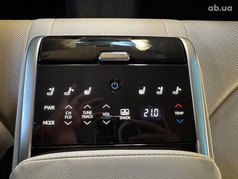 Toyota Camry 2022 черный - фото 31