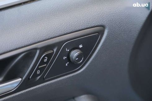 Volkswagen Jetta 2017 - фото 19