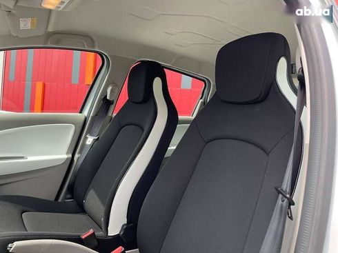 Renault Zoe 2017 - фото 18