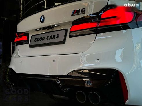 BMW M5 2019 - фото 15