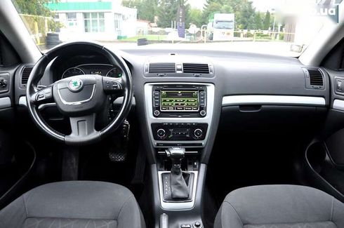Skoda Octavia 2012 - фото 29